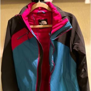 The North Face Womens size M Rain/Snow Jacket